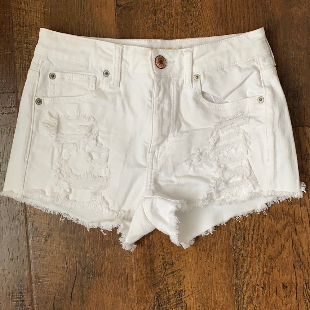 American Eagle White Shorts